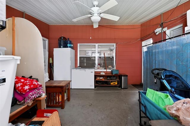 2409 GIDDENS AVENUE, Seffner, FL 33584