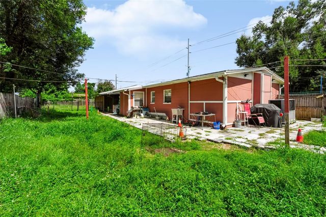 2409 GIDDENS AVENUE, Seffner, FL 33584