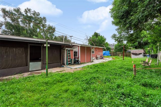 2409 GIDDENS AVENUE, Seffner, FL 33584