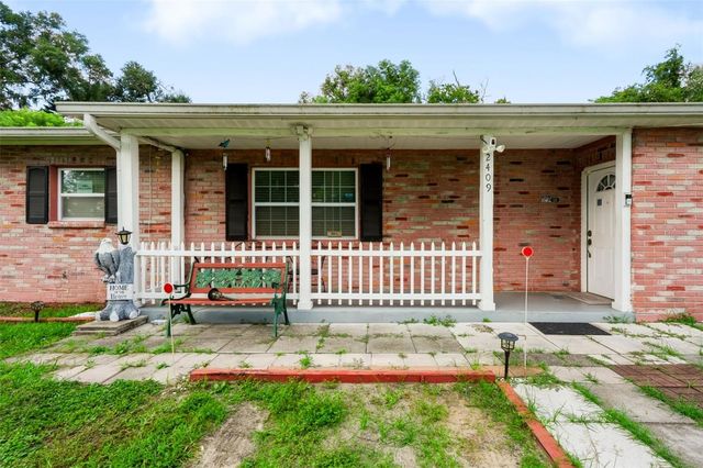 2409 GIDDENS AVENUE, Seffner, FL 33584