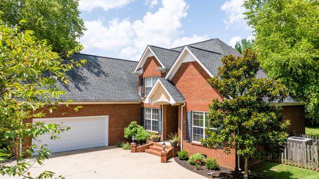 219 Oscar Ct, Murfreesboro, TN 37128