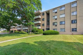 280 N Westgate Road 231, Mount Prospect, IL 60056