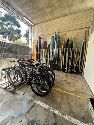 2410 Cleghorn Street 502, Honolulu, HI 96815