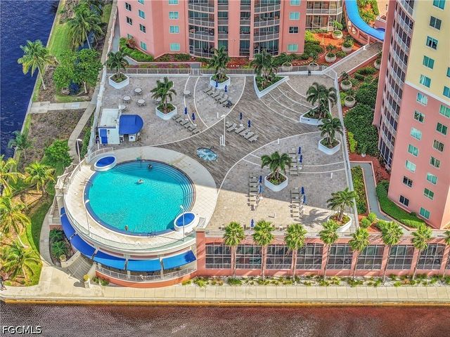 2743 1st ST 1006, Fort Myers, FL 33916