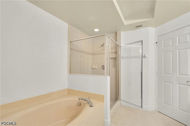 2743 1st ST 1006, Fort Myers, FL 33916