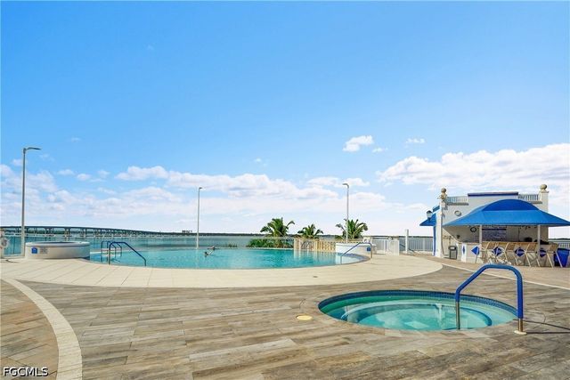 2743 1st ST 1006, Fort Myers, FL 33916