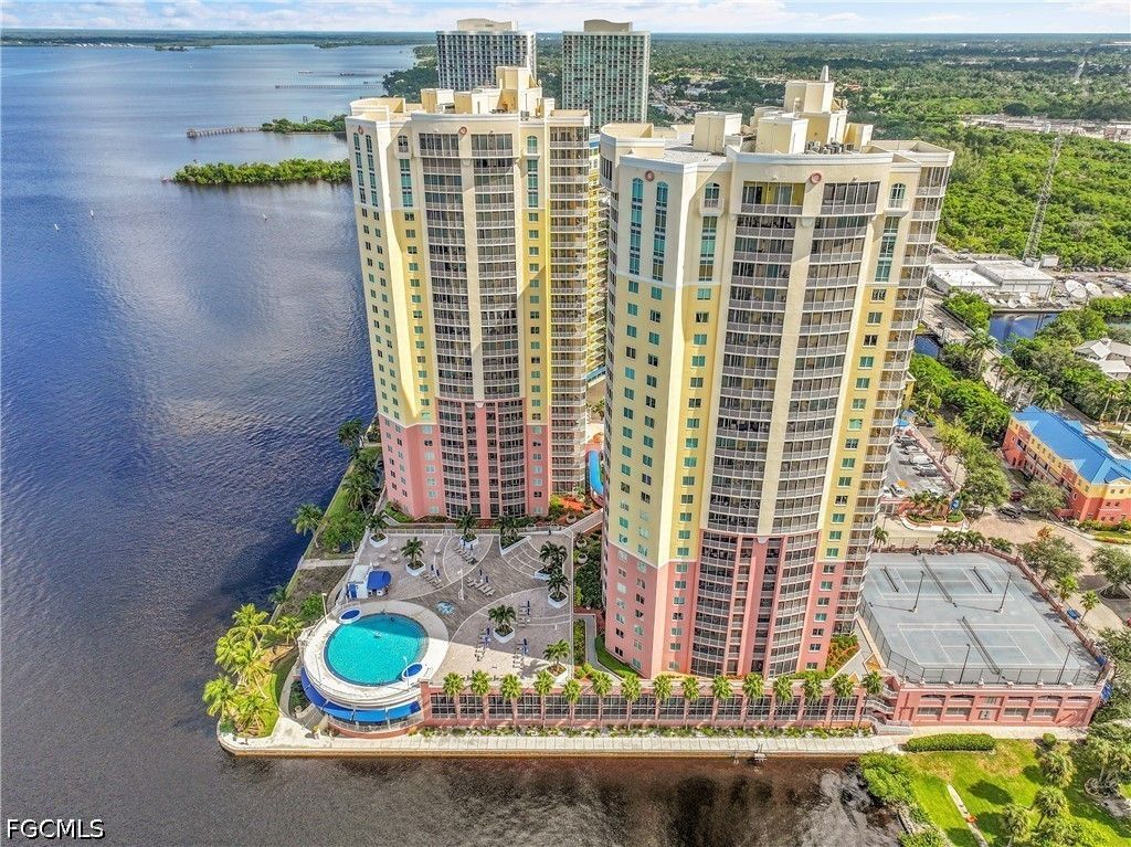 2743 1st ST 1006, Fort Myers, FL 33916