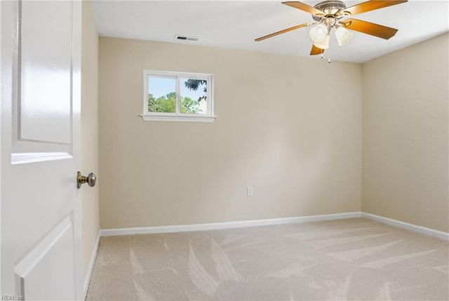 1349 Great Bridge BLVD, Chesapeake, VA 23320