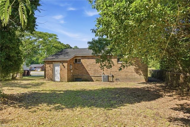 1349 Great Bridge BLVD, Chesapeake, VA 23320