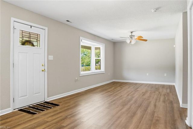 1349 Great Bridge BLVD, Chesapeake, VA 23320