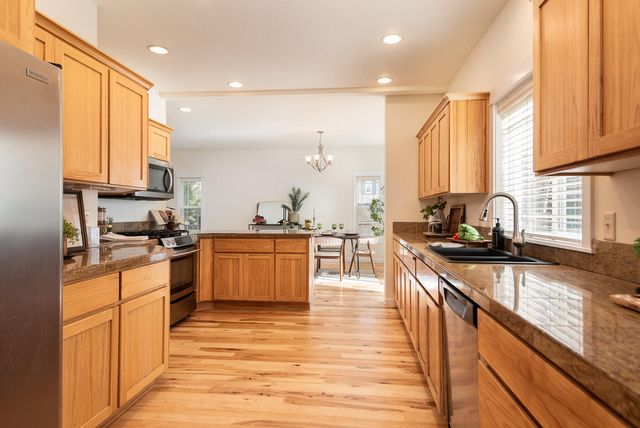 20669 Sierra Drive, Bend, OR 97701