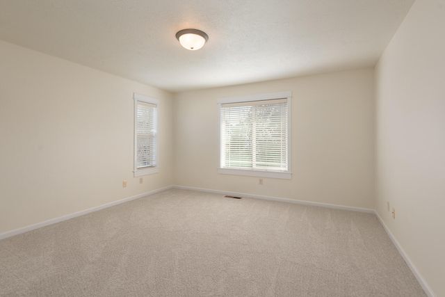 20669 Sierra Drive, Bend, OR 97701