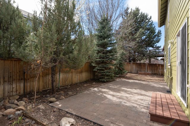 20669 Sierra Drive, Bend, OR 97701