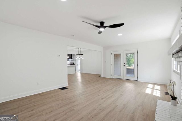2880 Sherwood Road SE, Smyrna, GA 30082