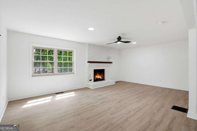 2880 Sherwood Road SE, Smyrna, GA 30082