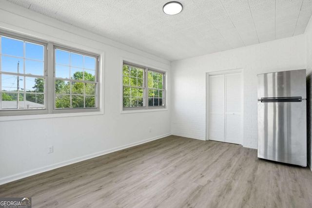 2880 Sherwood Road SE, Smyrna, GA 30082