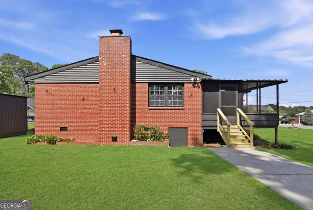 2880 Sherwood Road SE, Smyrna, GA 30082
