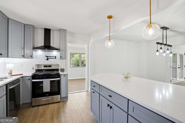 2880 Sherwood Road SE, Smyrna, GA 30082
