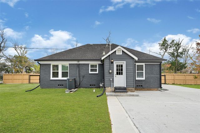 7403 Cayton Street, Houston, TX 77061