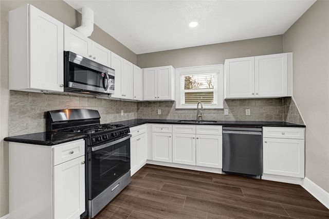 7403 Cayton Street, Houston, TX 77061