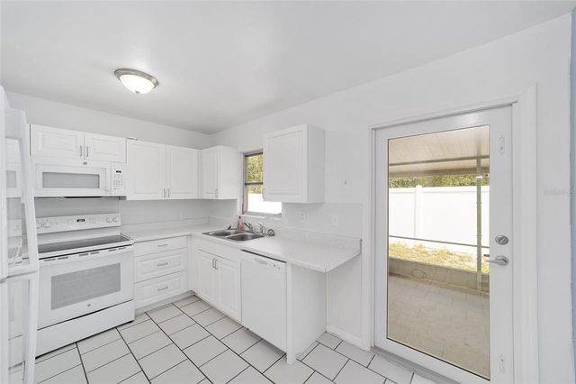 22507 SW BEACH BLVD, Dunnellon, FL 34431