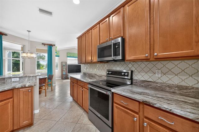 872 CLEAR LAKE DRIVE, Englewood, FL 34223