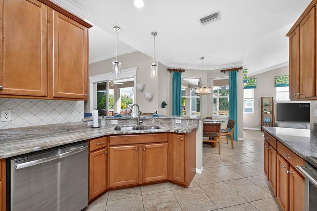 872 CLEAR LAKE DRIVE, Englewood, FL 34223