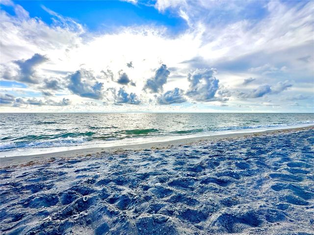 872 CLEAR LAKE DRIVE, Englewood, FL 34223