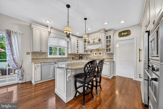 5134 CHURCH RD, Mount Laurel, NJ 08054