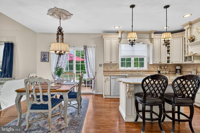 5134 CHURCH RD, Mount Laurel, NJ 08054