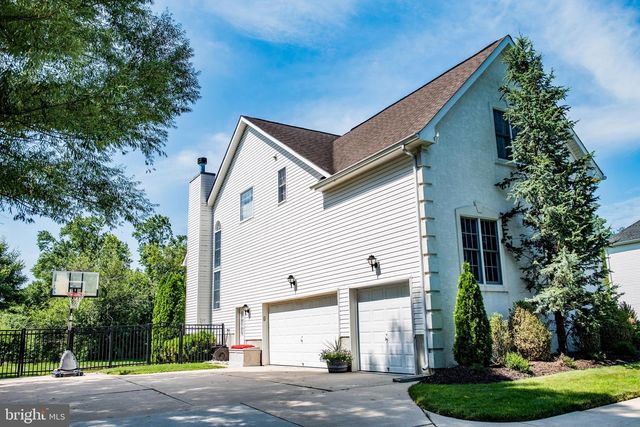 5134 CHURCH RD, Mount Laurel, NJ 08054
