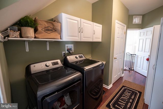 5134 CHURCH RD, Mount Laurel, NJ 08054