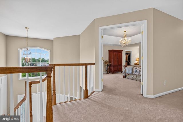 5134 CHURCH RD, Mount Laurel, NJ 08054