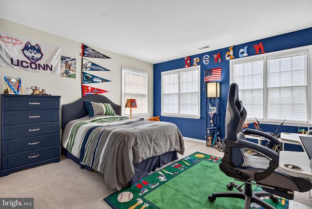 5134 CHURCH RD, Mount Laurel, NJ 08054