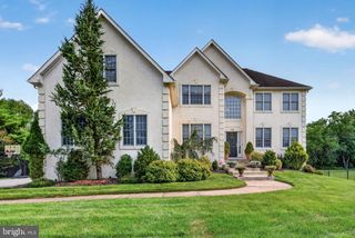 5134 CHURCH RD, Mount Laurel, NJ 08054