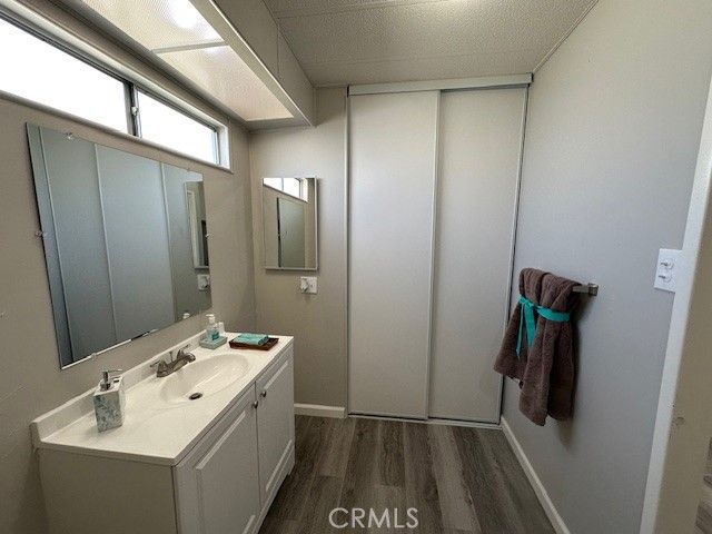 881 N. Lake Street 204, Hemet, CA 92544