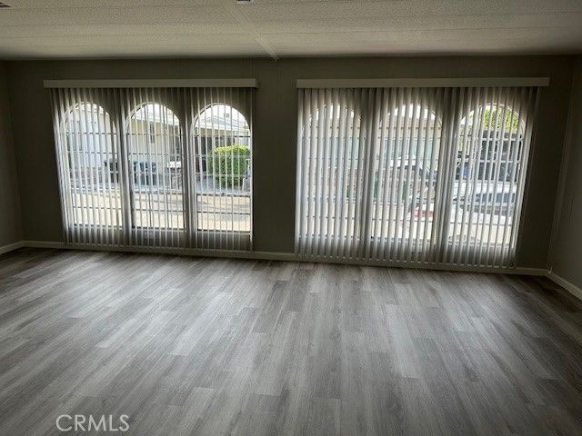 881 N. Lake Street 204, Hemet, CA 92544