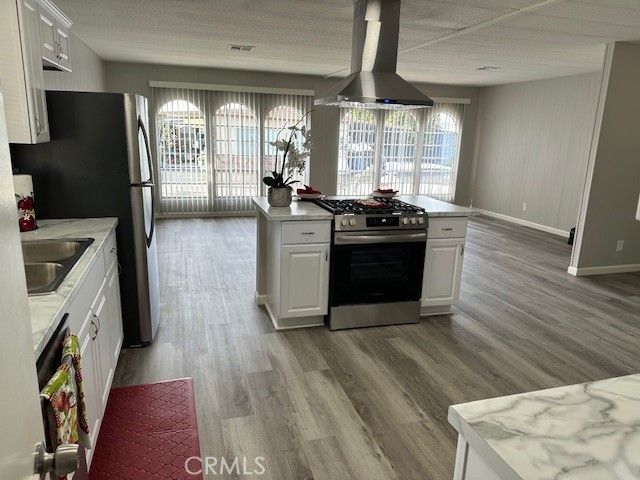 881 N. Lake Street 204, Hemet, CA 92544