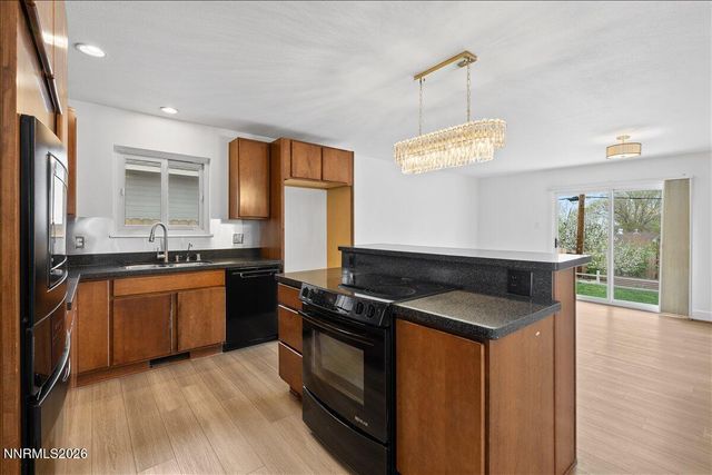 3325 Kings Row, Reno, NV 89503