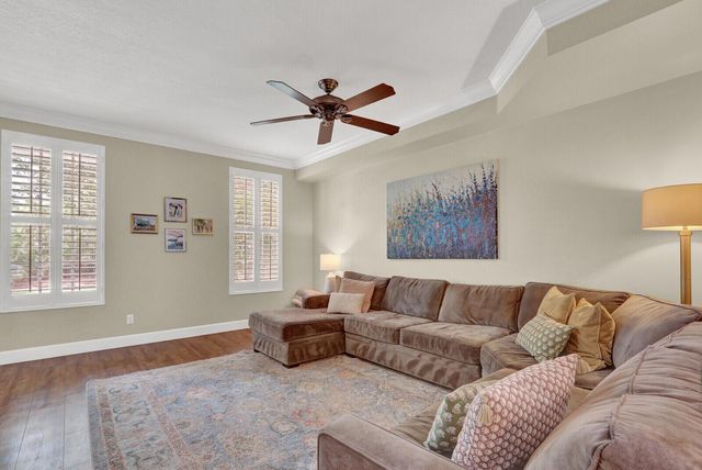 133 Farmingdale Drive, Jupiter, FL 33458