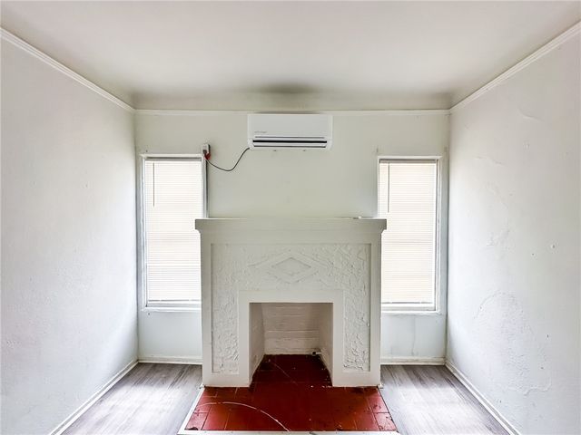 519 S Carancahua St, Corpus Christi, TX 78401