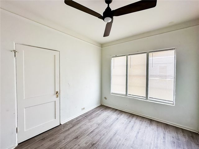 519 S Carancahua St, Corpus Christi, TX 78401
