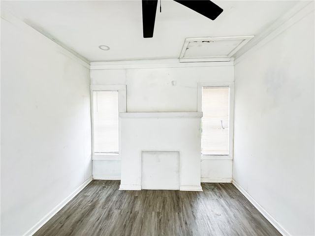 519 S Carancahua St, Corpus Christi, TX 78401