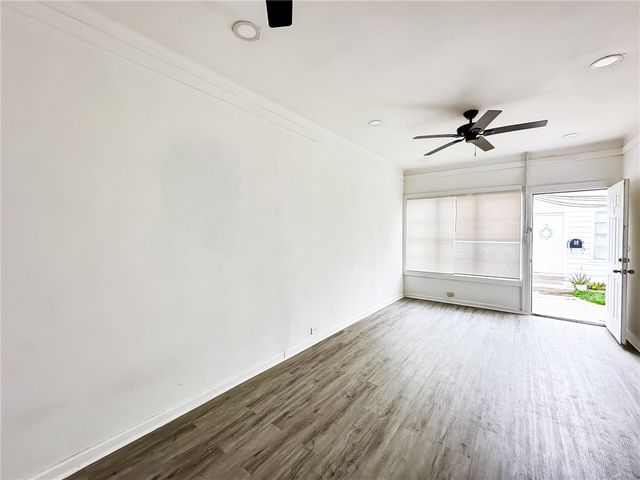 519 S Carancahua St, Corpus Christi, TX 78401