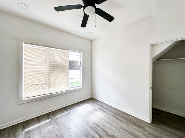 519 S Carancahua St, Corpus Christi, TX 78401