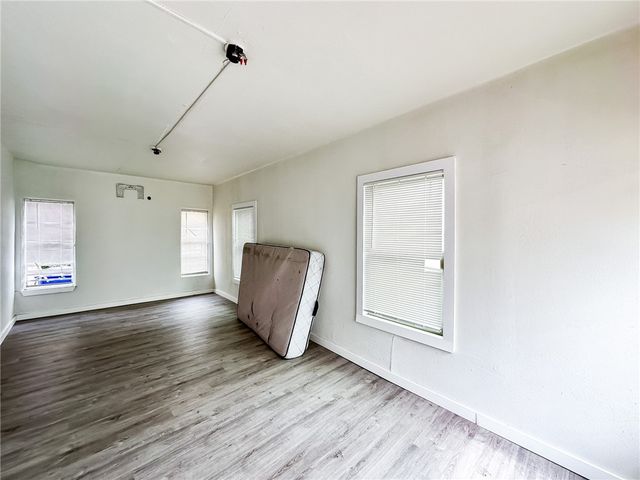 519 S Carancahua St, Corpus Christi, TX 78401