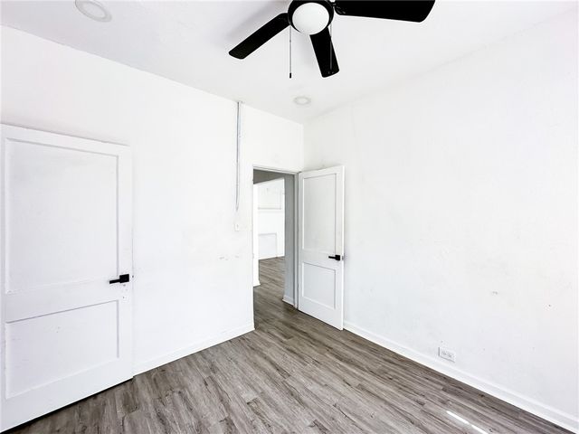 519 S Carancahua St, Corpus Christi, TX 78401