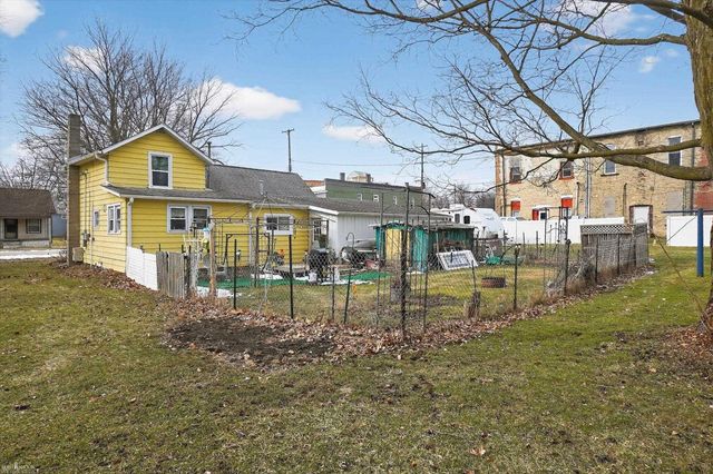 134 Prairie Street, Lyons, MI 48851