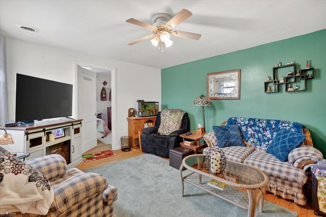 134 Prairie Street, Lyons, MI 48851