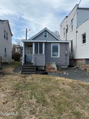 267 Broadway, Menands, NY 12204